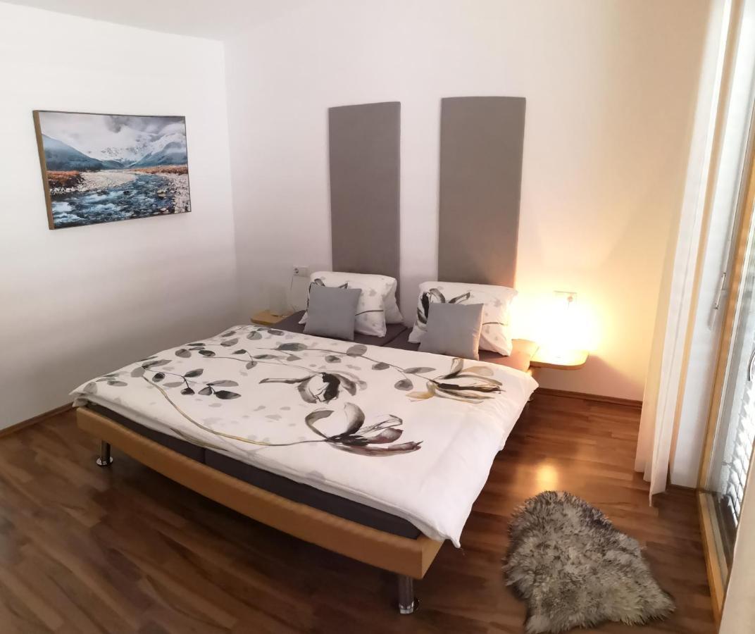Ferienhaus Adela Schruns Eksteriør bilde